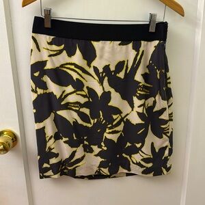 Ann Taylor Skirt - Size 8